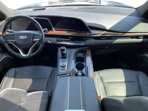 Used 2021 Cadillac Escalade ESV Sport w/ Driver Assist Tech Package image 31