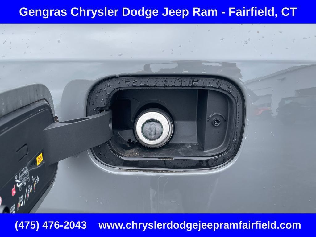 Certified 2025 Dodge Durango GT AWD/4WD image 35