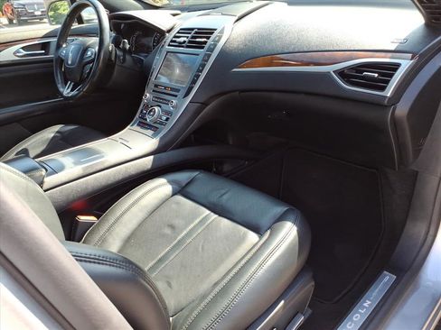 Used 2020 Lincoln MKZ Reserve w/ Elements Package image 10