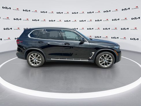 Used 2024 BMW X5 xDrive50e AWD/4WD image 9