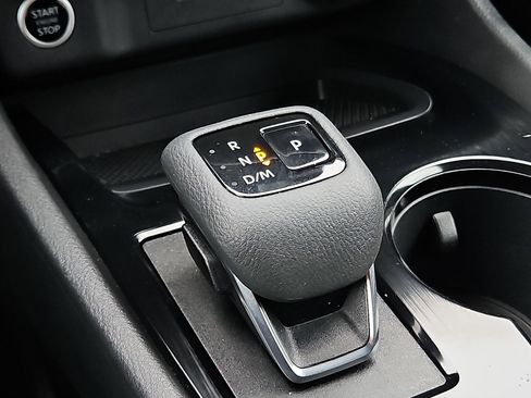 Certified 2023 Nissan Rogue S image 14