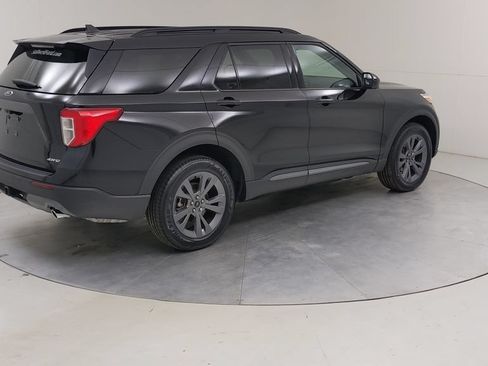 Certified 2024 Ford Explorer XLT w/ Equipment Group 202A AWD/4WD image 14