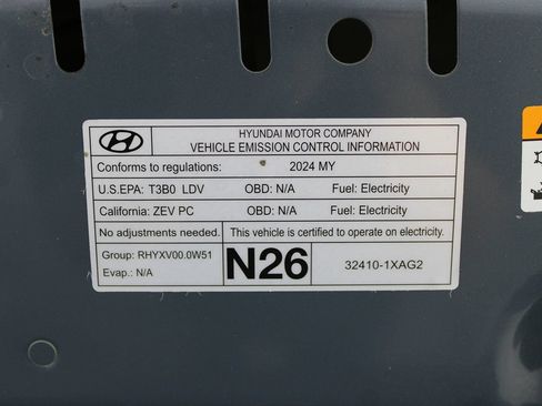 Used 2024 Hyundai Ioniq 5 SE RWD image 41