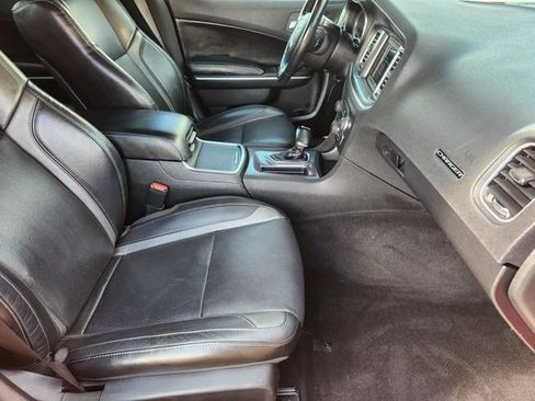 Used 2021 Dodge Charger SXT w/ Leather Interior Group RWD image 13