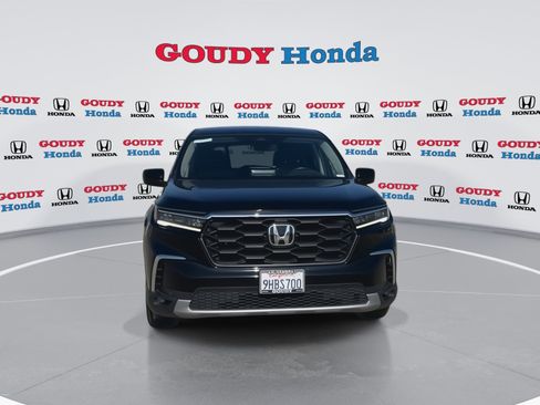 Used 2023 Honda Pilot EX-L image 3