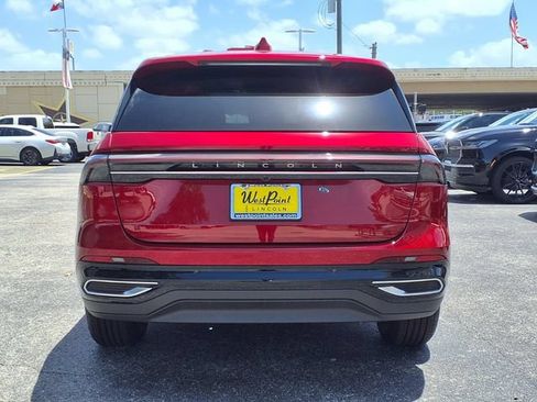 New 2026 Lincoln Nautilus Premier AWD/4WD image 5