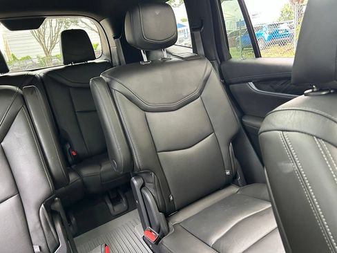Used 2021 Cadillac XT6 Premium Luxury FWD image 14