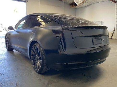 Used 2022 Tesla Model 3 Performance image 2