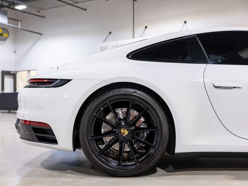 Used 2022 Porsche 911 Carrera image 25
