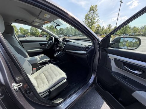 Used 2017 Honda CR-V LX image 18