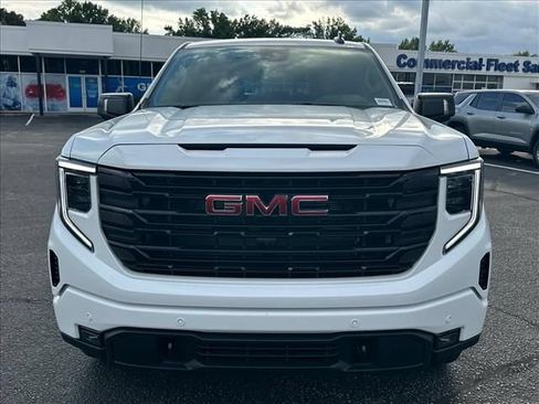 New 2026 GMC Sierra 1500 Elevation w/ Elevation Premium Package AWD/4WD image 4