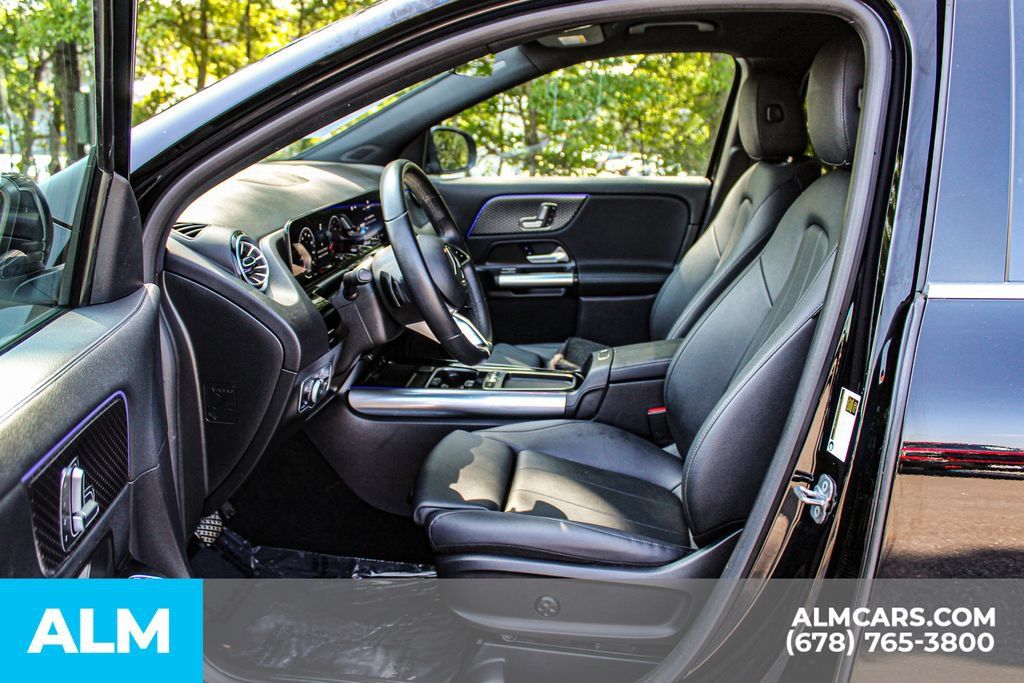 Used 2025 Mercedes-Benz GLA 250 image 16