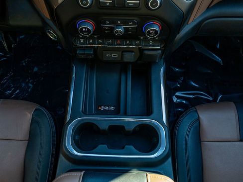 Used 2023 Chevrolet Silverado 3500 High Country w/ Z71 Off-Road Package image 19