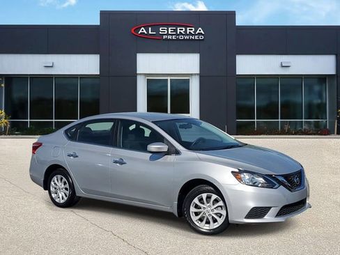 Used 2019 Nissan Sentra SV FWD image 1