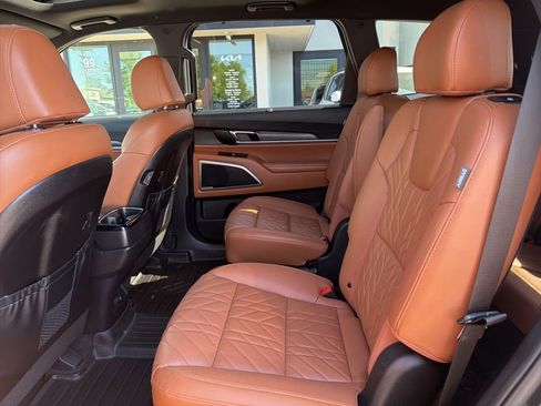 Used 2025 Kia Telluride EX X-Line AWD/4WD image 19