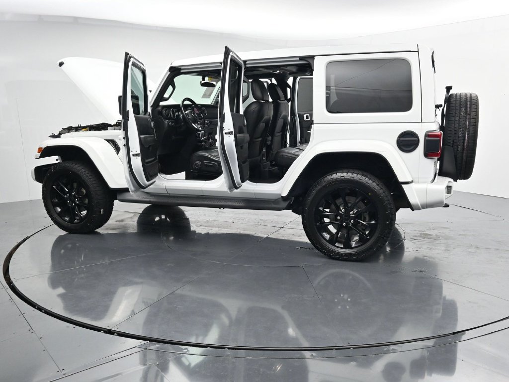 Used 2022 Jeep Wrangler Unlimited Sahara AWD/4WD image 42