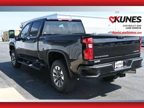 New 2026 Chevrolet Silverado 2500 Custom w/ Custom Value Package AWD/4WD image 8