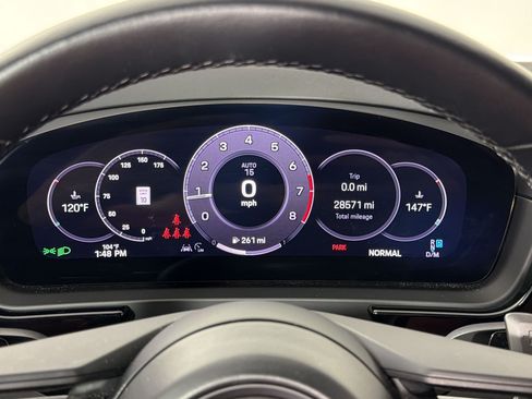 Certified 2024 Porsche Cayenne Coupe AWD/4WD image 19