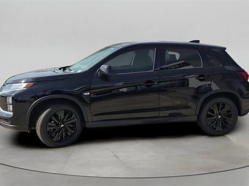 Used 2025 Mitsubishi Outlander Sport LE image 1