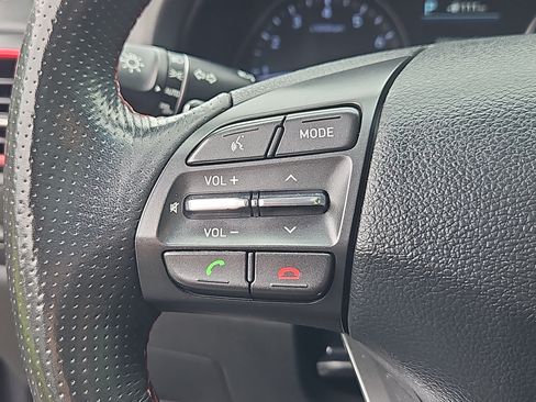 Used 2018 Hyundai Elantra GT Sport w/ Sport Tech Package 04 FWD image 16