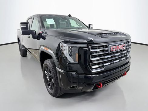 Used 2025 GMC Sierra 2500 AT4 AWD/4WD image 1