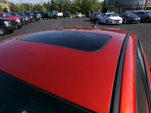 Used 2019 Ford Fiesta SE w/ Cold Weather Package image 10