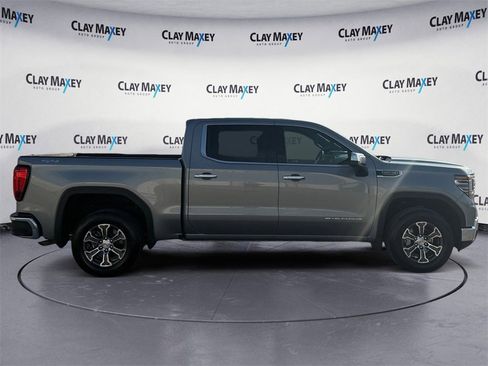Used 2025 GMC Sierra 1500 SLT image 6