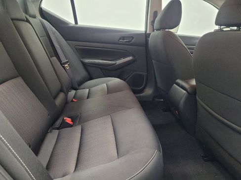 Used 2025 Nissan Altima 2.5 SV FWD image 19