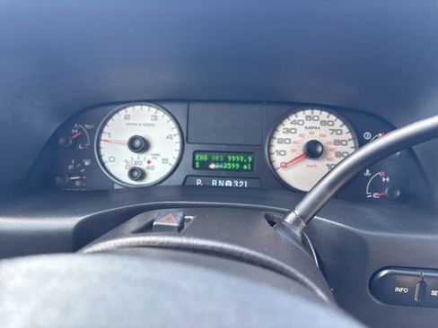 Used 2005 Ford F350 XL AWD/4WD image 27