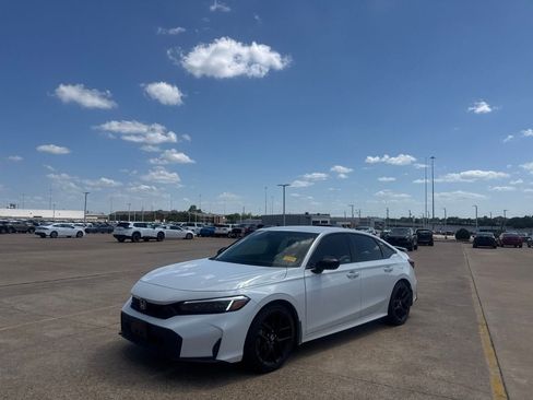 Used 2026 Honda Civic Sport image 8