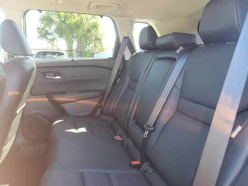 Certified 2025 Nissan Rogue SV w/ SV Premium Package FWD image 16