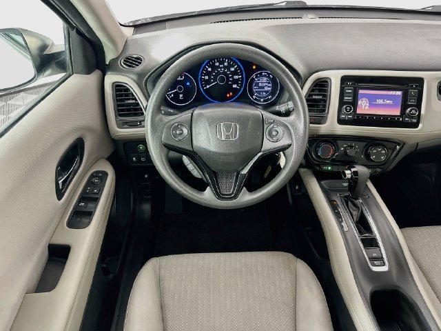 Used 2016 Honda HR-V LX image 10