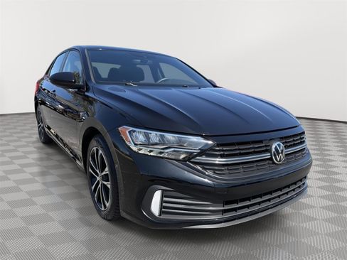 Used 2023 Volkswagen Jetta Sport FWD image 3