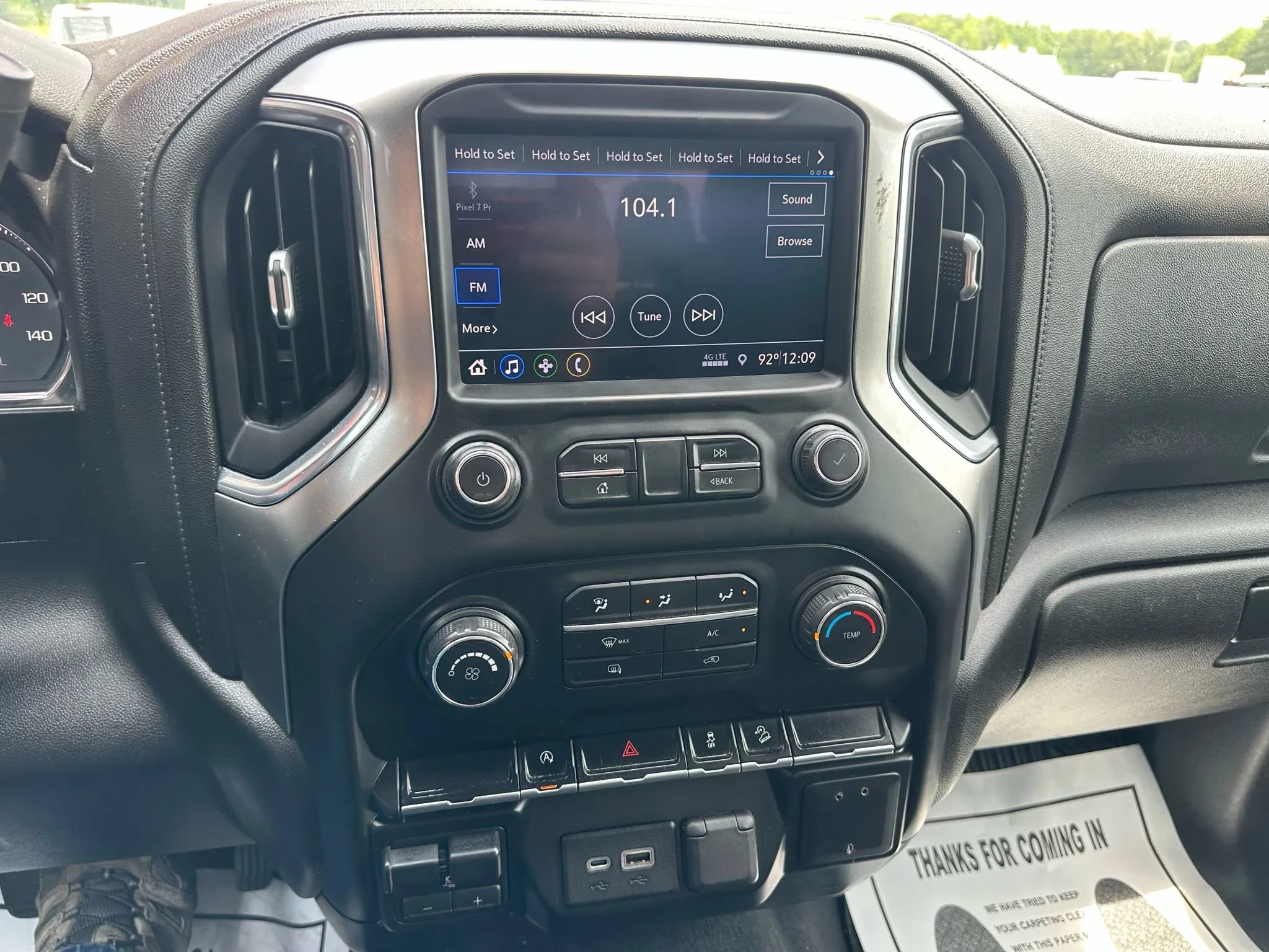 Used 2019 Chevrolet Silverado 1500 LT w/ Z71 Off-Road Package AWD/4WD image 9