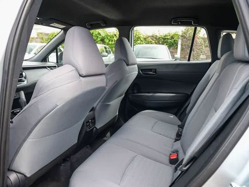 Used 2025 Toyota Corolla Cross AWD Hybrid image 18