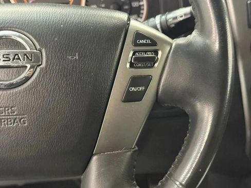 Used 2014 Nissan Armada SV AWD/4WD image 32