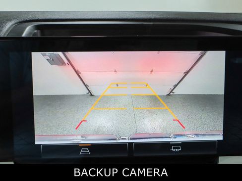 Used 2023 GMC Sierra 1500 Elevation image 21