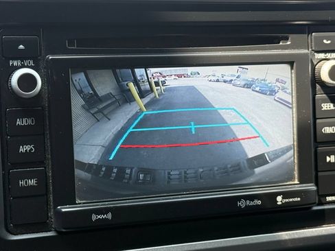 Used 2018 Toyota Tacoma SR5 RWD image 24
