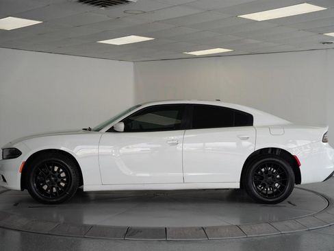 Used 2018 Dodge Charger Police w/ Fleet Safety Group AWD/4WD image 4