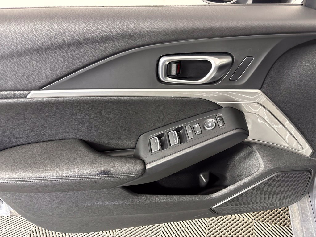 Certified 2026 Acura Integra FWD image 26