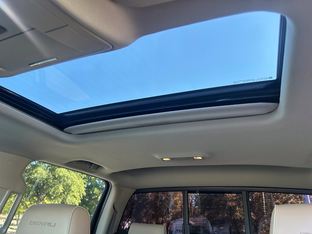 Used 2018 GMC Sierra 1500 Denali w/ Denali Ultimate Package AWD/4WD image 28