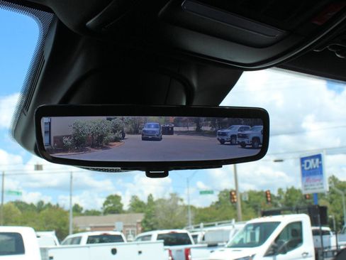 Used 2025 RAM 5500 4x4 Crew Cab image 30