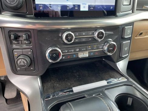 Used 2022 Ford F150 Lariat w/ Equipment Group 502A High AWD/4WD image 25
