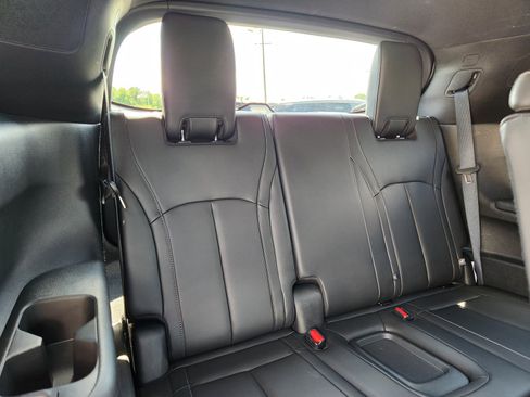 Certified 2025 INFINITI QX60 Luxe w/ Black Edition AWD/4WD image 15