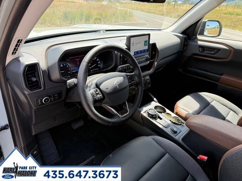 Used 2024 Ford Bronco Sport Outer Banks w/ Tech Package AWD/4WD image 15