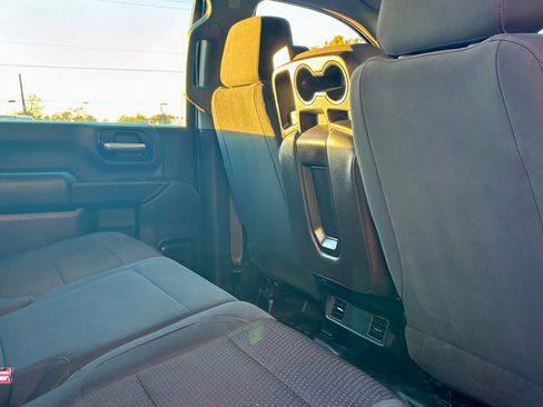 Used 2020 Chevrolet Silverado 3500 W/T w/ WT Fleet Convenience Package image 11