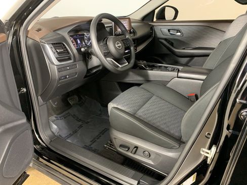 Used 2023 Nissan Rogue SV AWD/4WD image 30