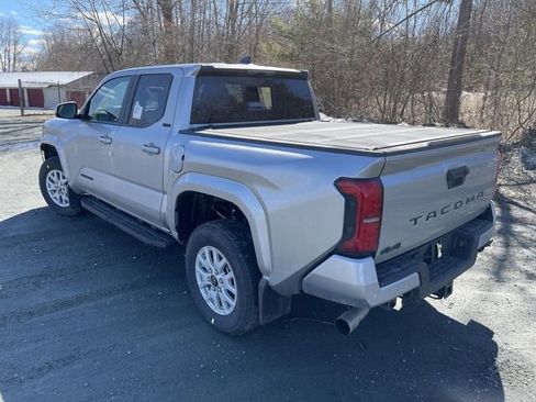 New 2026 Toyota Tacoma SR5 AWD/4WD image 4