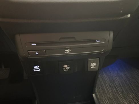 Used 2023 Honda Odyssey Elite image 39