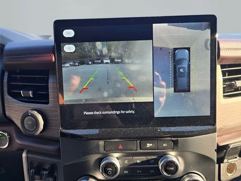 Used 2023 Ford Expedition Max Limited image 19